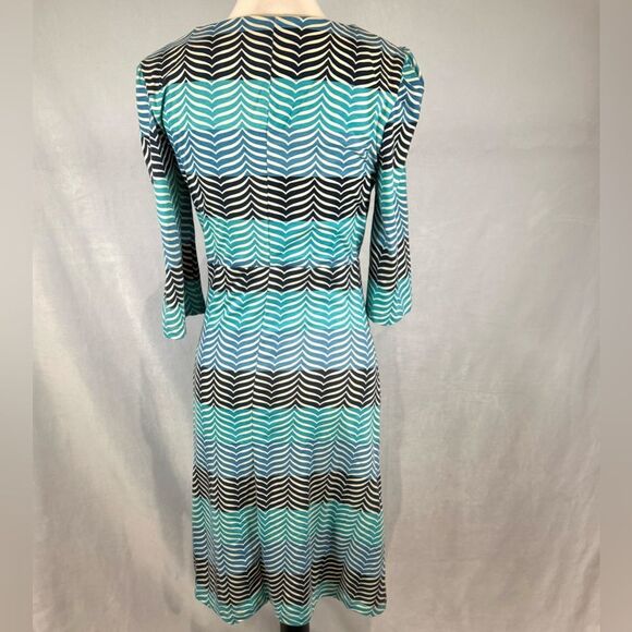 ModCloth Ruby Belle shades of blue ocean waves empire waist dress size 6 - Picture 3 of 6